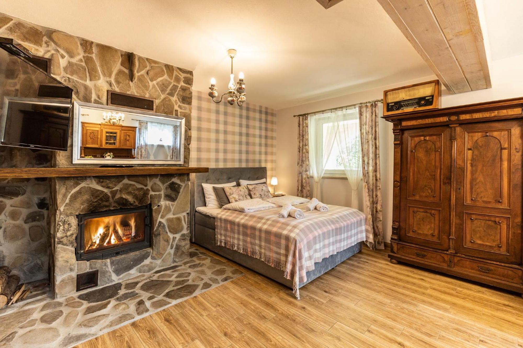 Apartamenty Zielona Owieczka ニエジツァ・ザメク エクステリア 写真