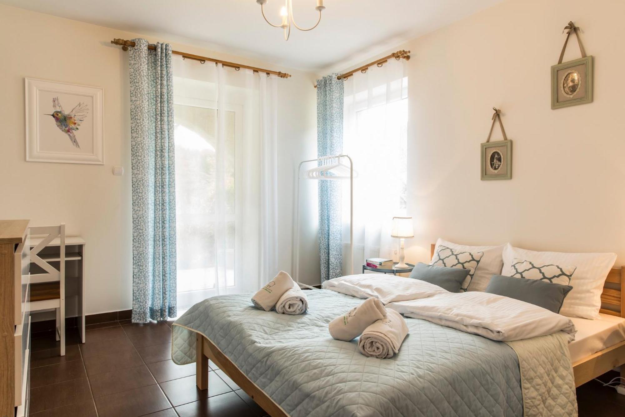 Apartamenty Zielona Owieczka ニエジツァ・ザメク エクステリア 写真